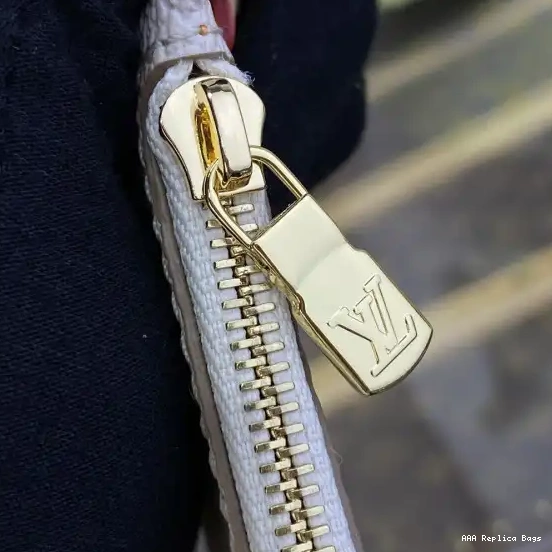 Aaa replica ru VUITTON NEVERFULL LOUIS MM 0529